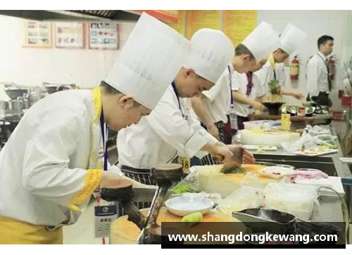 冰岛足球与美食：探索冰岛厨师转型为球员的故事